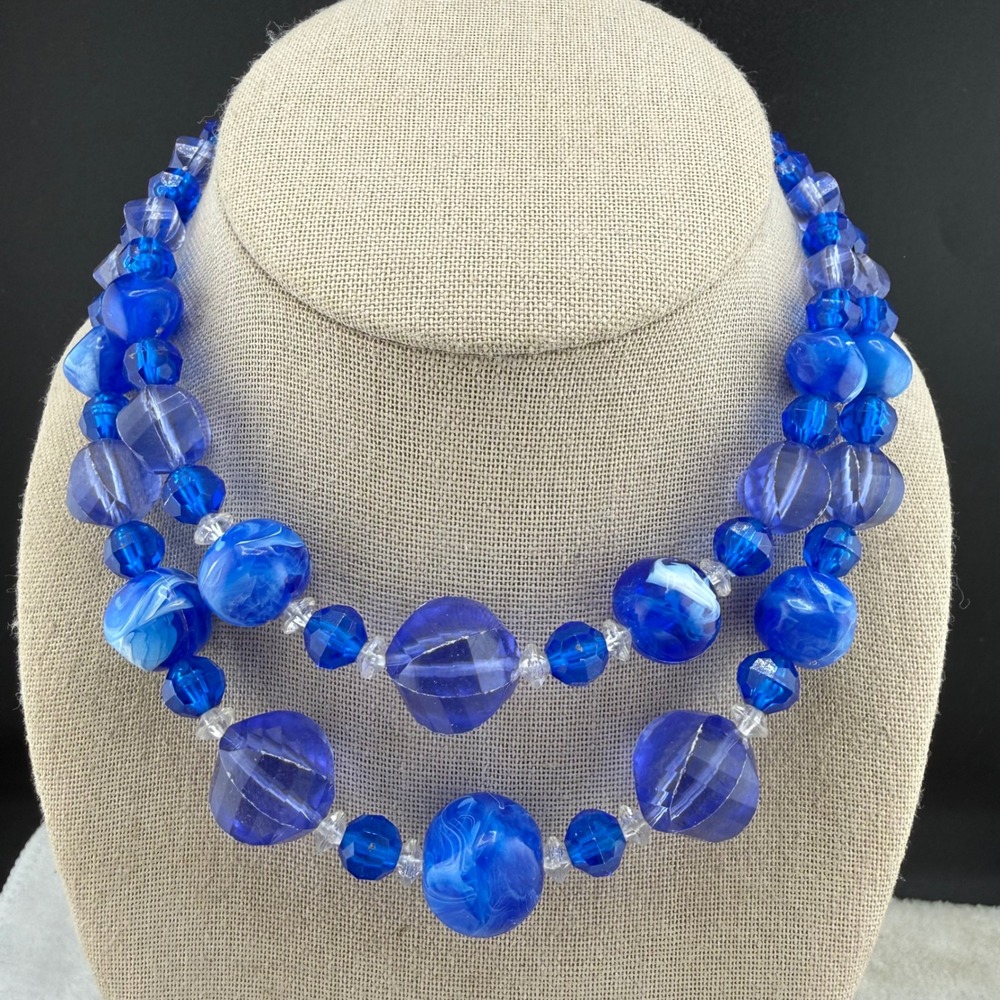 Vintage Double Strand Necklace Blue Acrylic Swirl Bead Layered‎ 14in